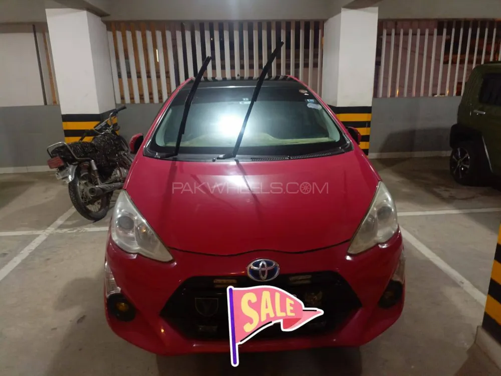 Toyota Aqua 2015 for Sale in Karachi Image-1