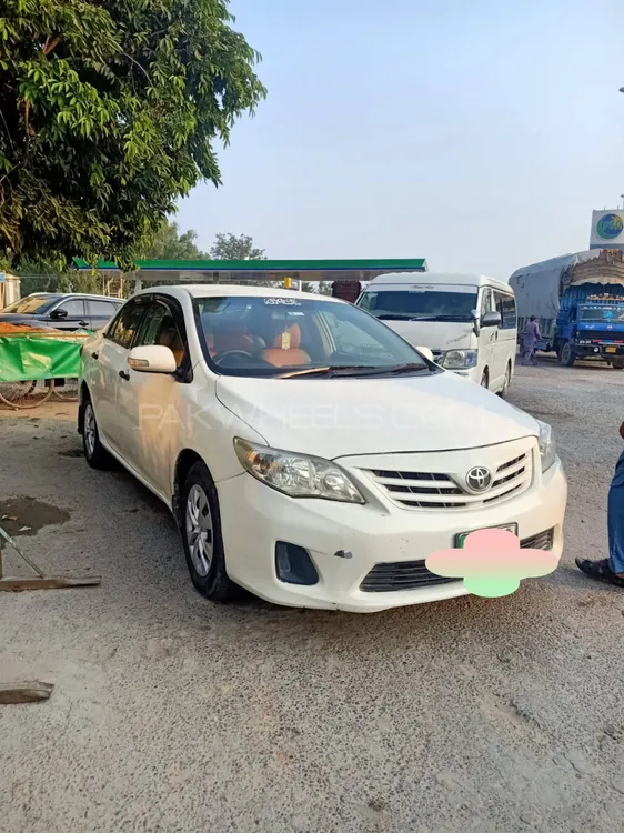 Toyota Corolla 2011 for Sale in Nowshera Image-1
