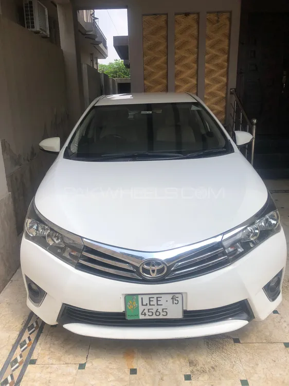 Toyota Corolla 2015 for Sale in Gujranwala Image-1