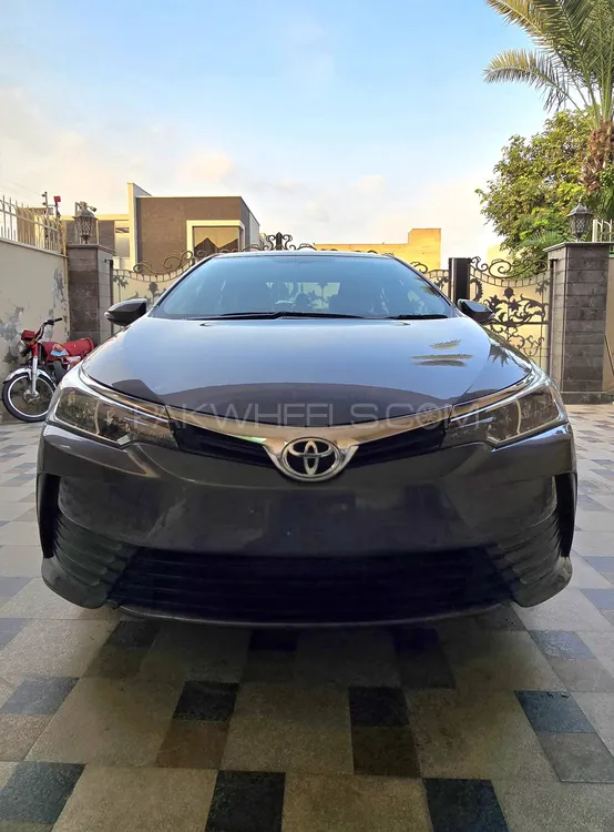 Toyota Corolla 2018 for Sale in Lahore Image-1