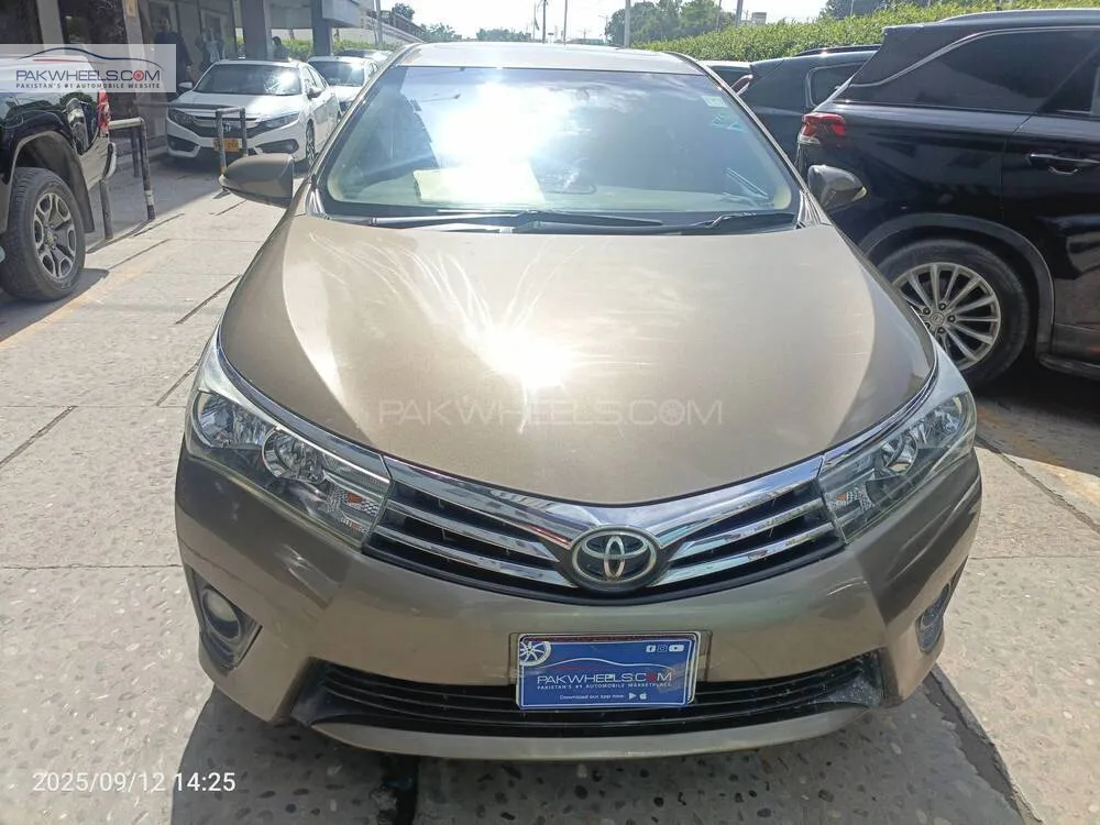 Toyota Corolla 2014 for Sale in Karachi Image-1