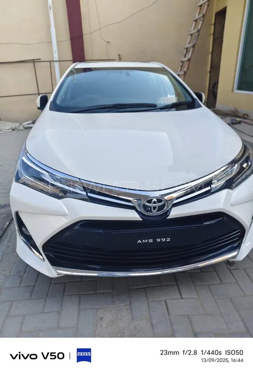 Toyota Corolla 2022 for Sale in Taunsa sharif Image-1