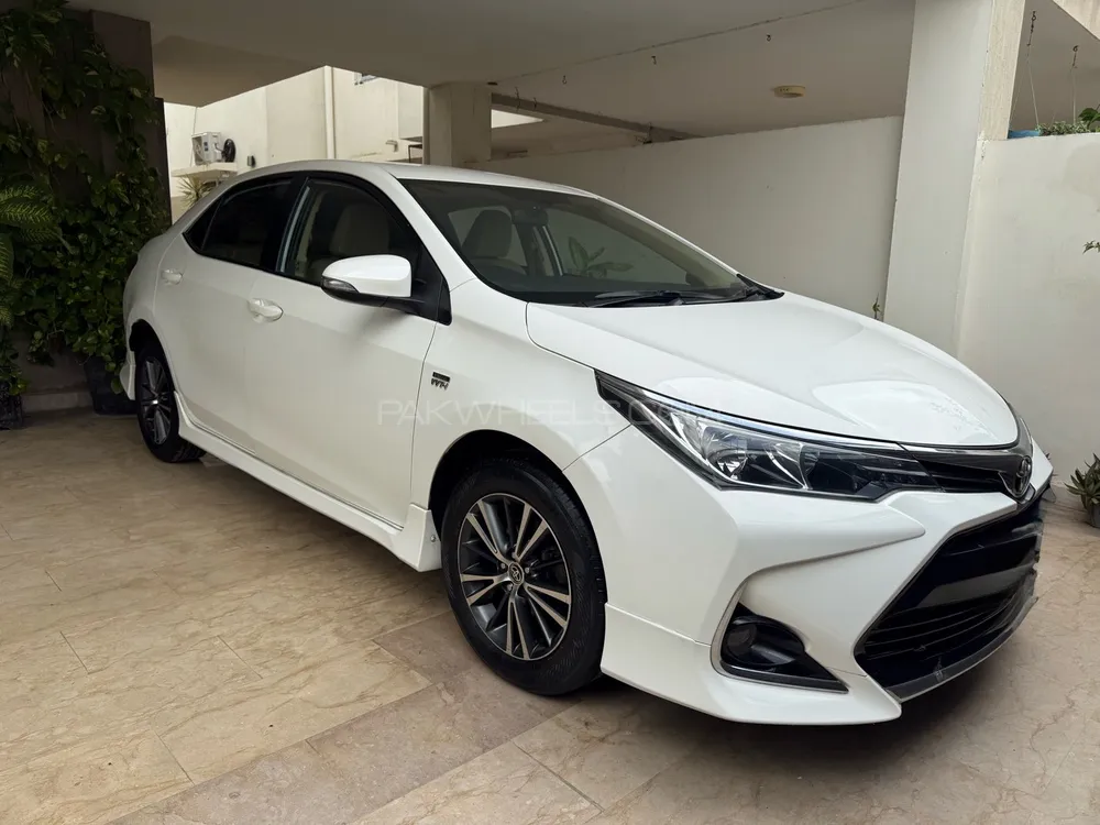 Toyota Corolla 2021 for Sale in Karachi Image-1