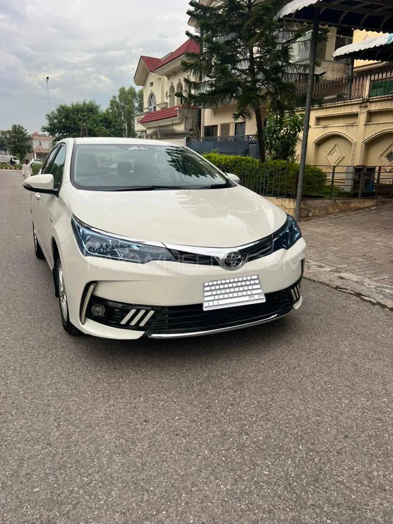 Toyota Corolla 2018 for Sale in Islamabad Image-1