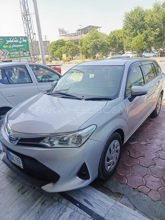 Toyota Corolla 2018 for Sale in Mardan Image-1