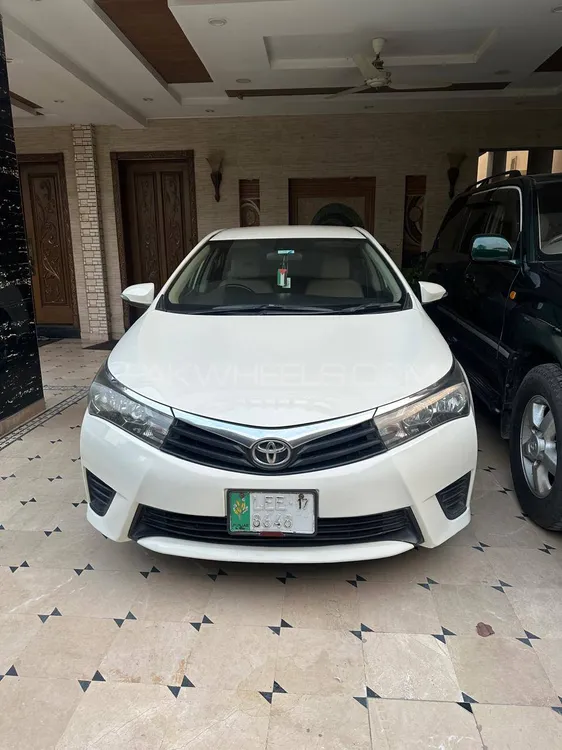 Toyota Corolla 2017 for Sale in Lahore Image-1