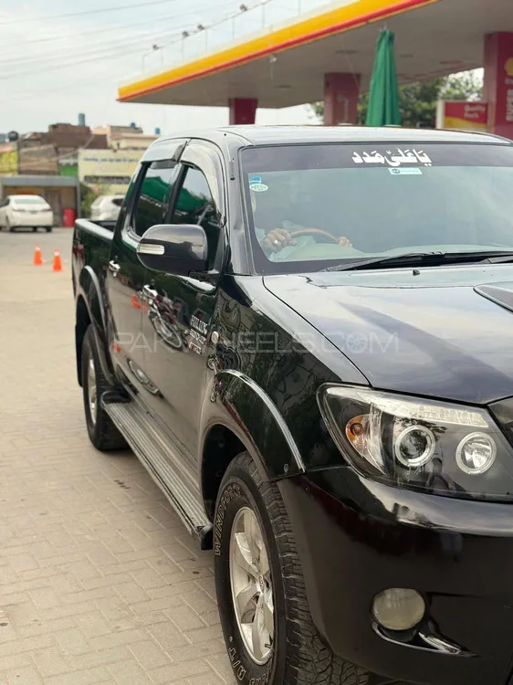 Toyota Hilux 2008 for Sale in Sheikhupura Image-1