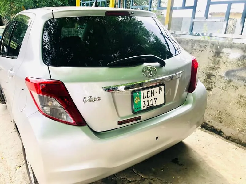 Toyota Vitz 2014 for Sale in Islamabad Image-1