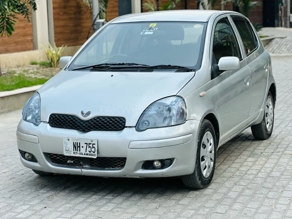 Toyota Vitz 2003 for Sale in Islamabad Image-1