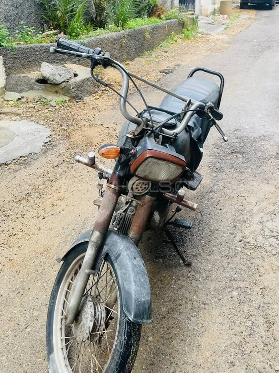 Unique Xtreme UD 70 2012 for Sale Image-1