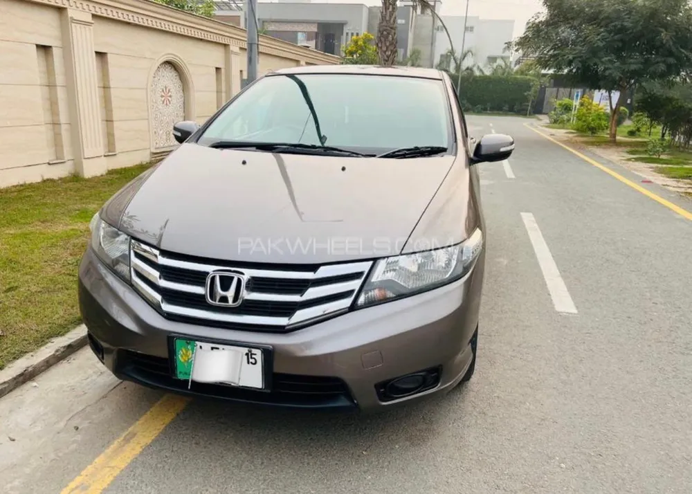 Honda City 2015 for Sale in Faisalabad Image-1