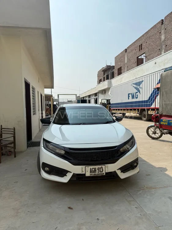 Honda Civic 2017 for Sale in Gujranwala Image-1