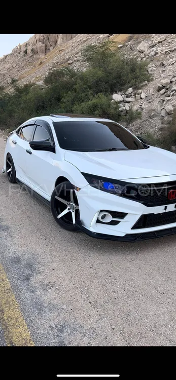 Honda Civic 2018 for Sale in Hyderabad Image-1