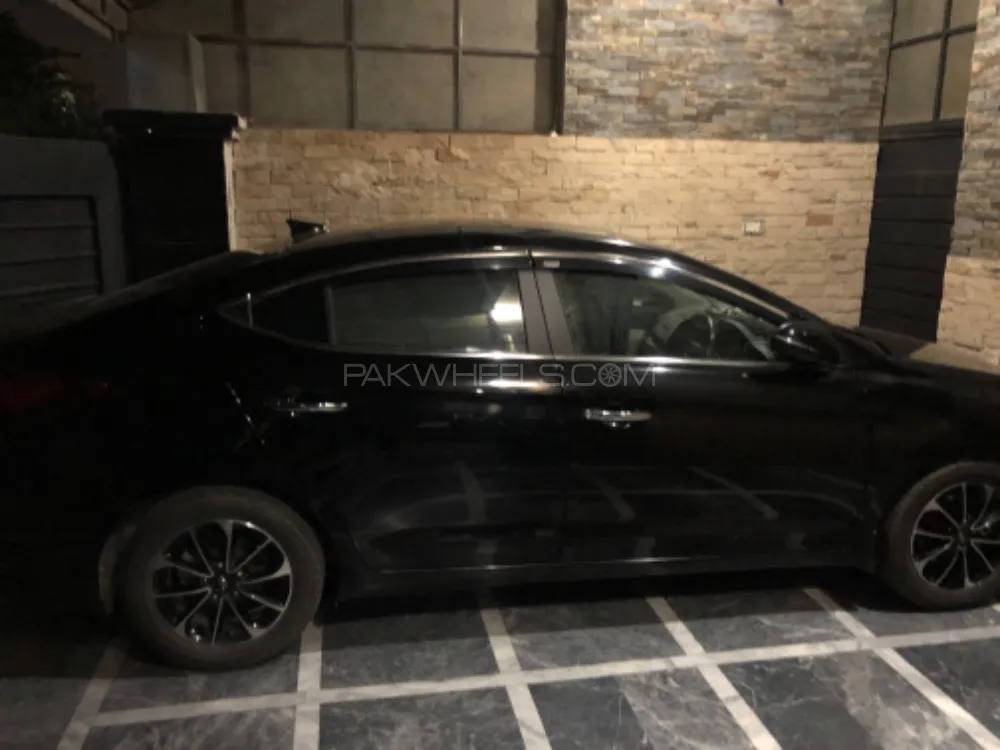 Hyundai Elantra 2023 for Sale in Lahore Image-1