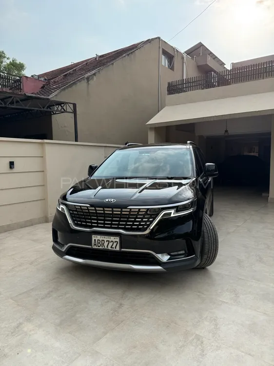 KIA Carnival 2021 for Sale in Lahore Image-1