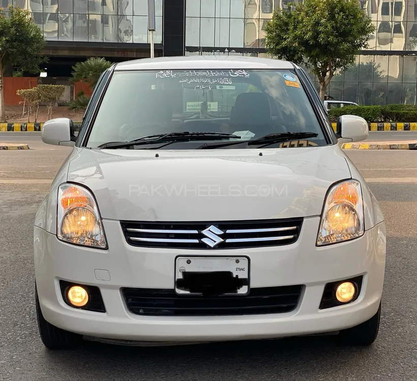 Suzuki Swift 2018 for Sale in Islamabad Image-1