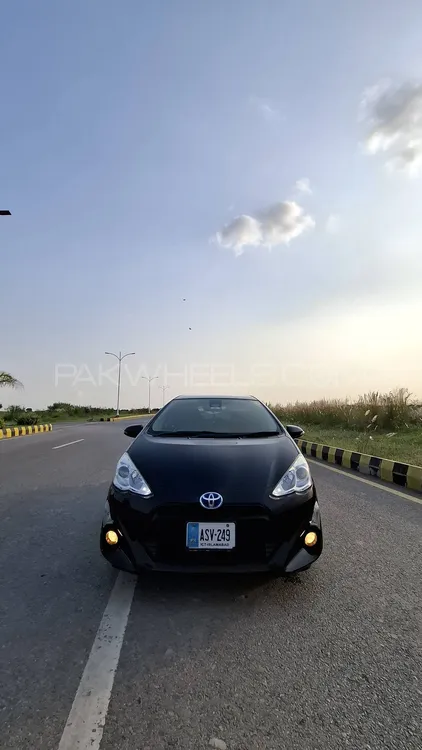 Toyota Aqua 2017 for Sale in Islamabad Image-1