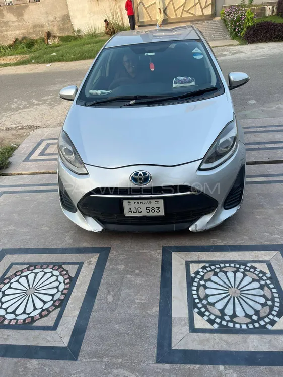 Toyota Aqua 2017 for Sale in Lahore Image-1