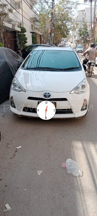 Toyota Aqua 2014 for Sale in Muzaffar Gargh Image-1