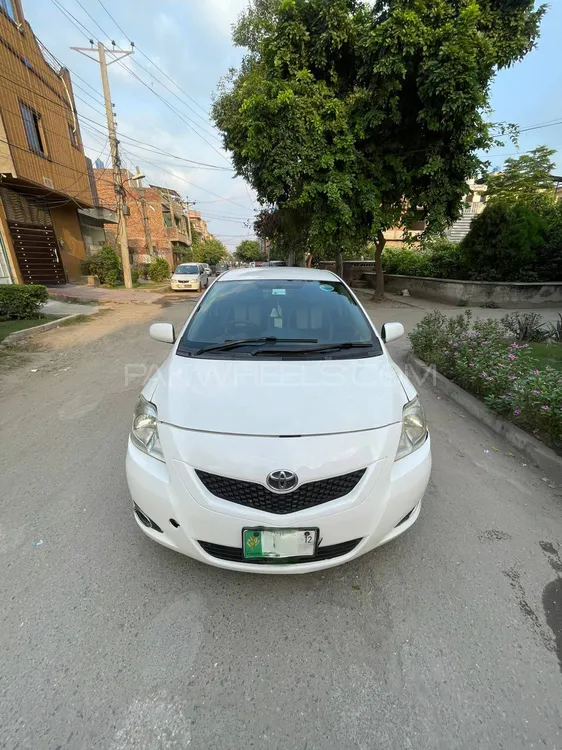 Toyota Belta 2012 for Sale in Lahore Image-1