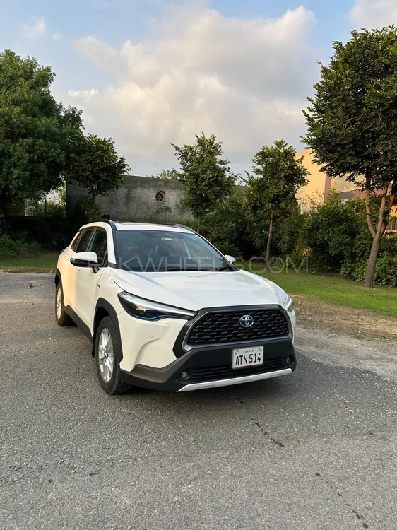 Toyota Corolla Cross 2024 for Sale in Lahore Image-1