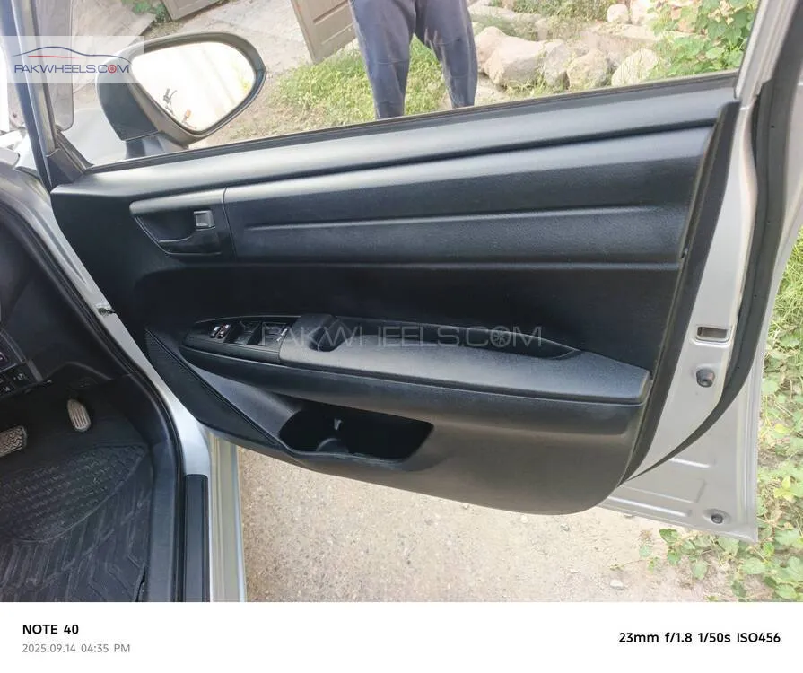 Toyota Corolla Fielder 2017 for Sale in Peshawar Toyota Corolla Fielder 2017 for Sale in Peshawar Image-12