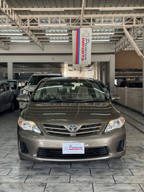 Toyota Corolla 2014 for Sale in Peshawar Image-1