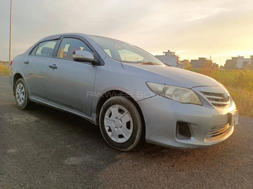 Toyota Corolla 2013 for Sale in Sialkot Image-1