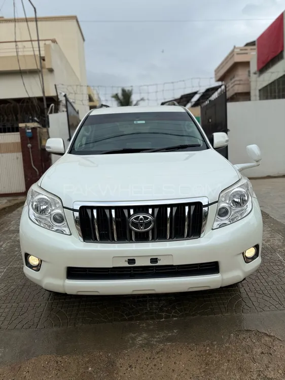 Toyota Prado 2010 for Sale in Karachi Image-1
