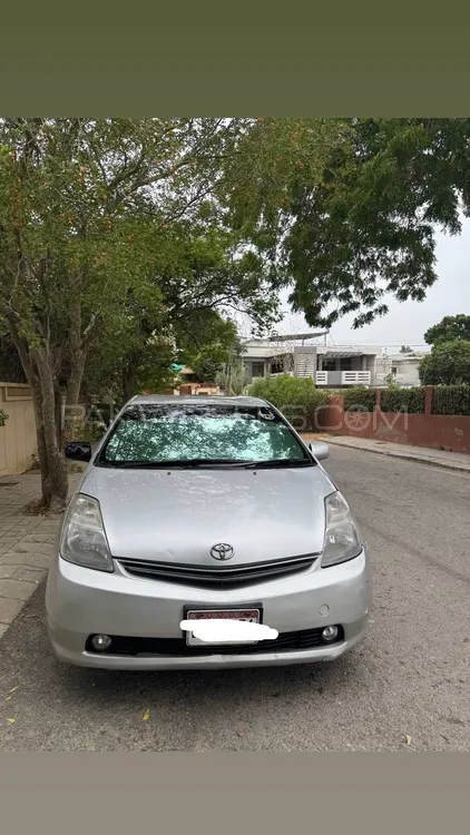 Toyota Prius 2004 for Sale in Karachi Image-1