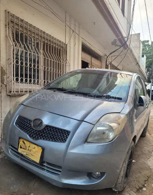 Toyota Vitz 2006 for Sale in Karachi Image-1