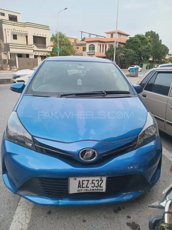 Toyota Vitz 2014 for Sale in Islamabad Image-1