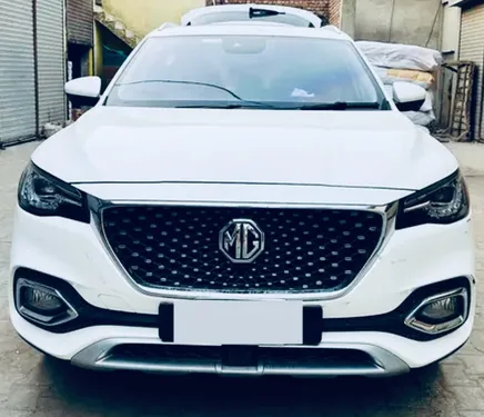 MG HS Trophy 2022