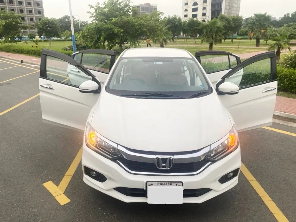 Honda City 2021 for Sale in Lahore Image-1