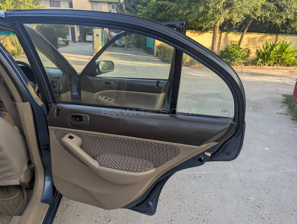 Honda Civic 2005 for Sale in Lahore Honda Civic 2005 for Sale in Lahore Image-13