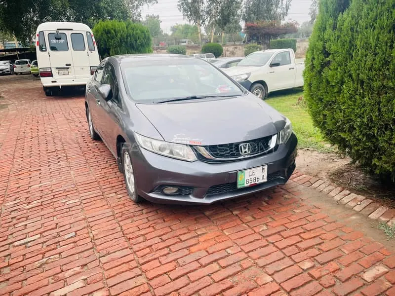 Honda Civic 2015 for Sale in Lahore Image-1