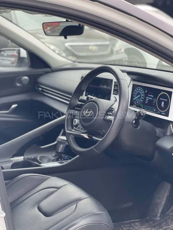 Hyundai Elantra 2025 for Sale in Islamabad Image-1