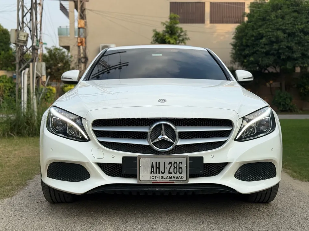 Mercedes Benz C Class 2018 for Sale in Lahore Image-1