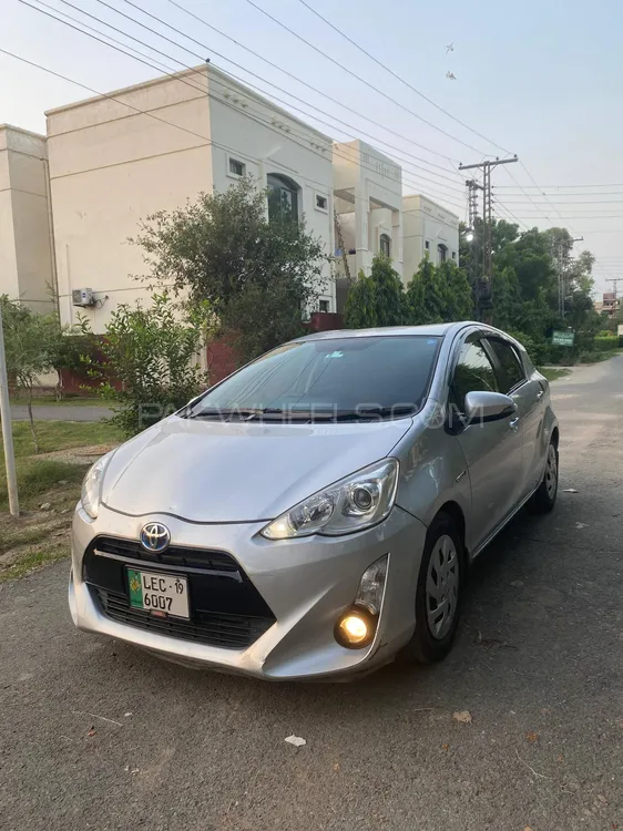 Toyota Aqua 2015 for Sale in Lahore Image-1