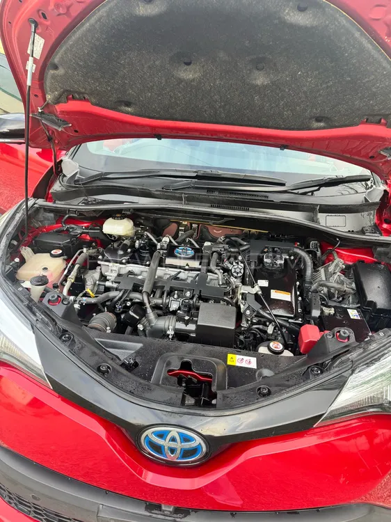 Toyota C-HR 2020 for Sale in Bat khela Image-1