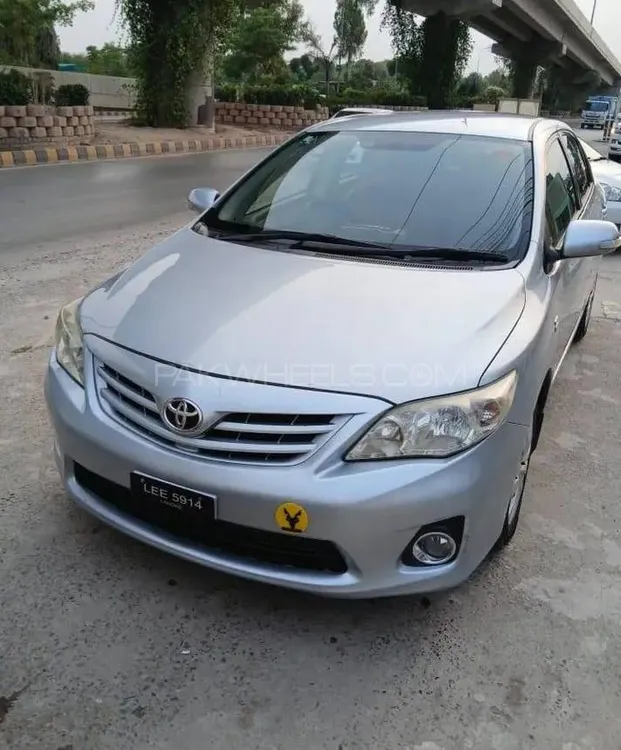 Toyota Corolla 2013 for Sale in Peshawar Image-1