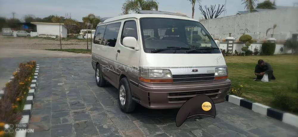 Toyota Hiace 2006 for Sale in Shahpur Saddar Image-1