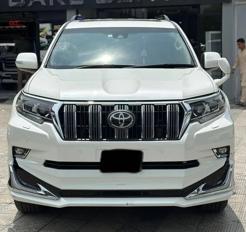 Toyota Prado 2020 for Sale in Islamabad Image-1