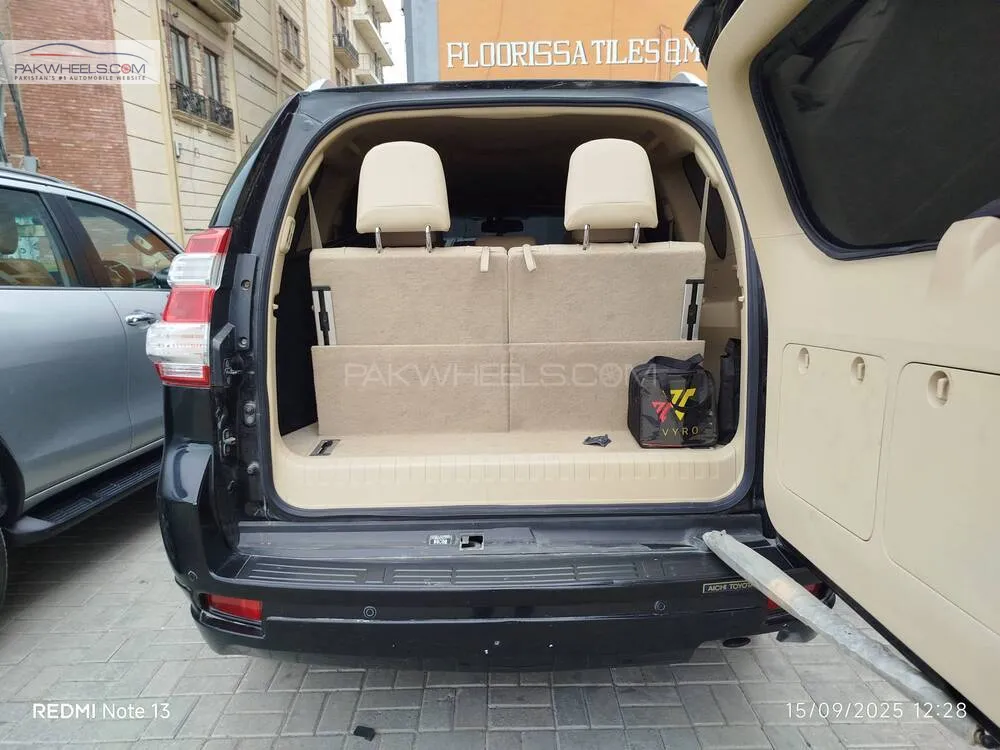 Toyota Prado 2014 for Sale in Karachi Toyota Prado 2014 for Sale in Karachi Image-7