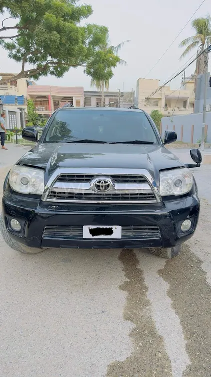 Toyota Surf 2005 for Sale in Karachi Image-1