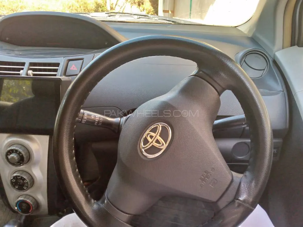 Toyota Vitz 2007 for Sale in Rawalpindi Image-1