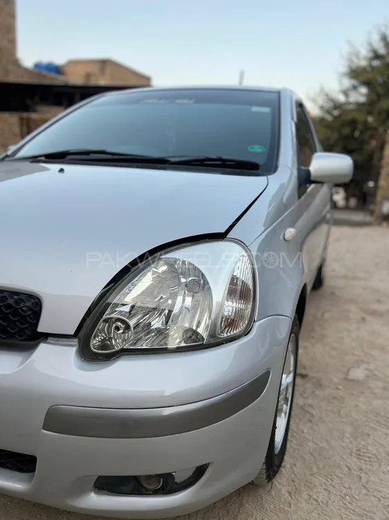 Toyota Vitz 2003 for Sale in Quetta Image-1