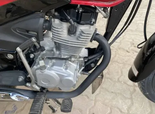 Honda CB 125F 2024
