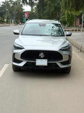 MG HS PHEV 2025