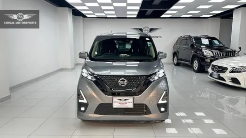 Nissan Dayz Highway Star S hybrid X pro pilot 2022
